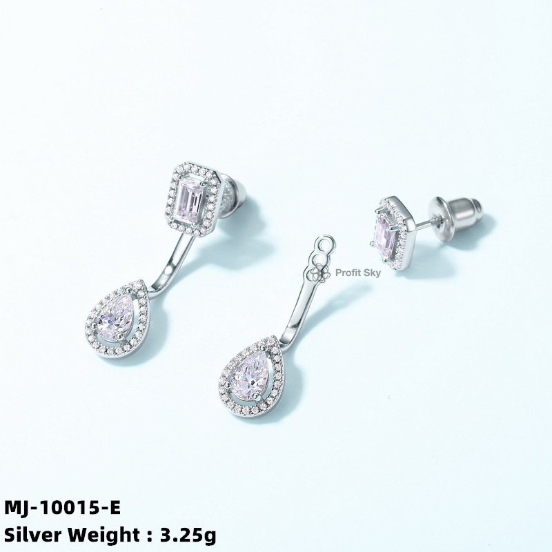 Classic Round Moissanite Diamond Stud Earrings