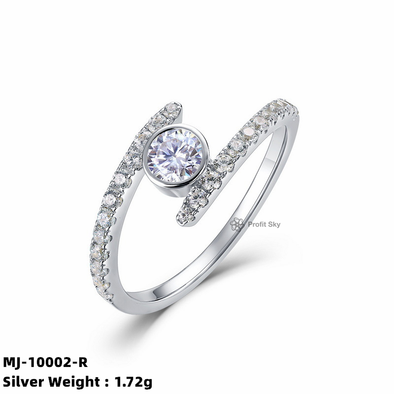 Sterling Silver Moissanite Solitaire Engagement Ring