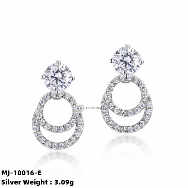 Customizable Moissanite Diamond Studs