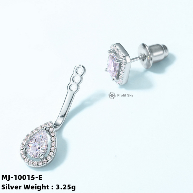 Timeless Elegance: Moissanite Diamond Stud Earrings