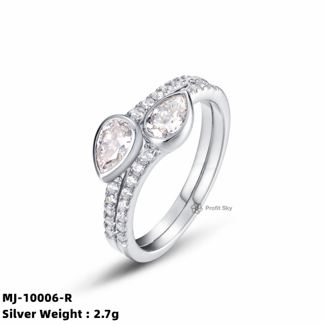 Classic Round Cut Moissanite Silver Ring