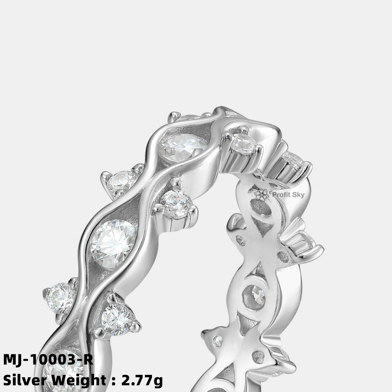 Vintage-Inspired Sterling Silver Moissanite Diamond Ring