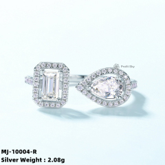 Vintage-Inspired Sterling Silver Moissanite Diamond Ring