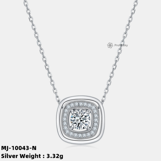 Pear-Shaped Moissanite Diamond Pendant