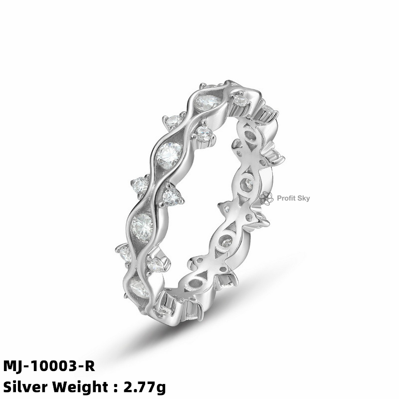 Vintage-Inspired Sterling Silver Moissanite Diamond Ring