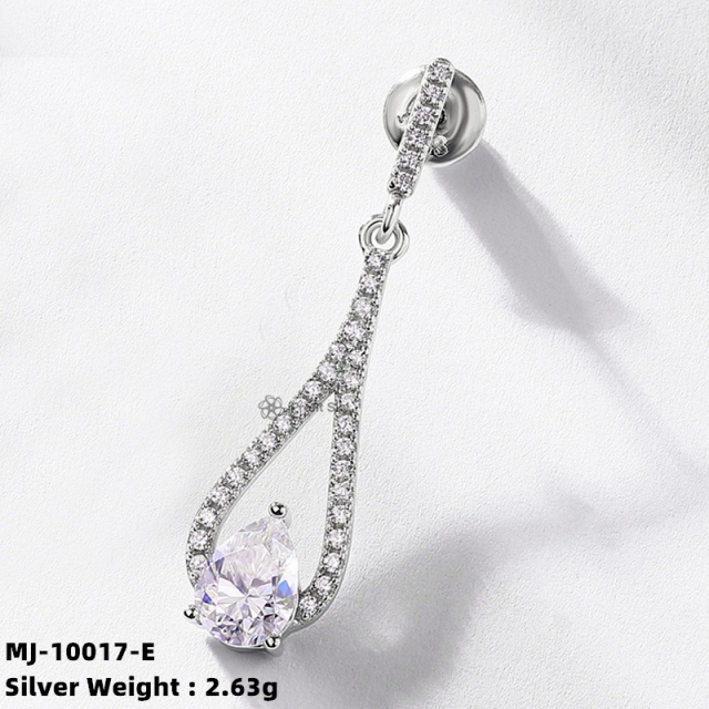 Affordable Luxury: Brilliant Moissanite Earrings