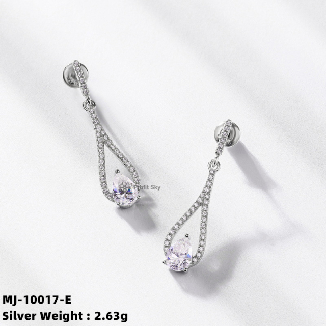 Affordable Luxury: Brilliant Moissanite Earrings