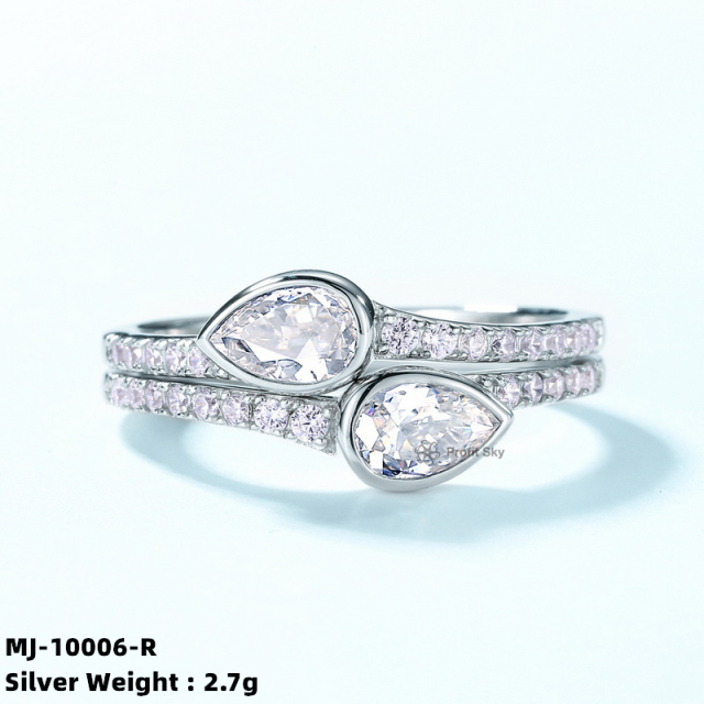 Classic Round Cut Moissanite Silver Ring