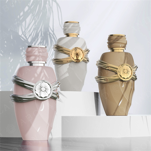 Refillable Brand Perfume Bottle With Belt Design For Women