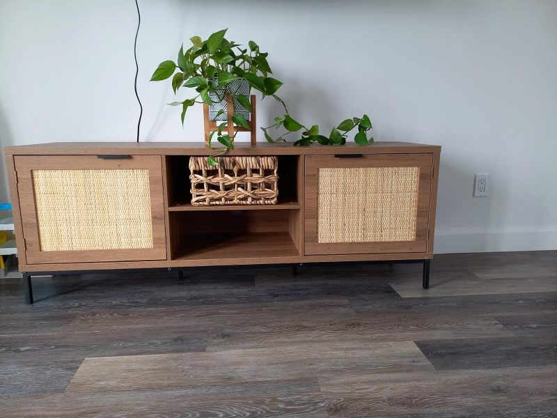 Anmytek Farmhouse Rattan TV Stand for 65 Inch TV, Modern Entertainment Center, Rustic TV Console Table