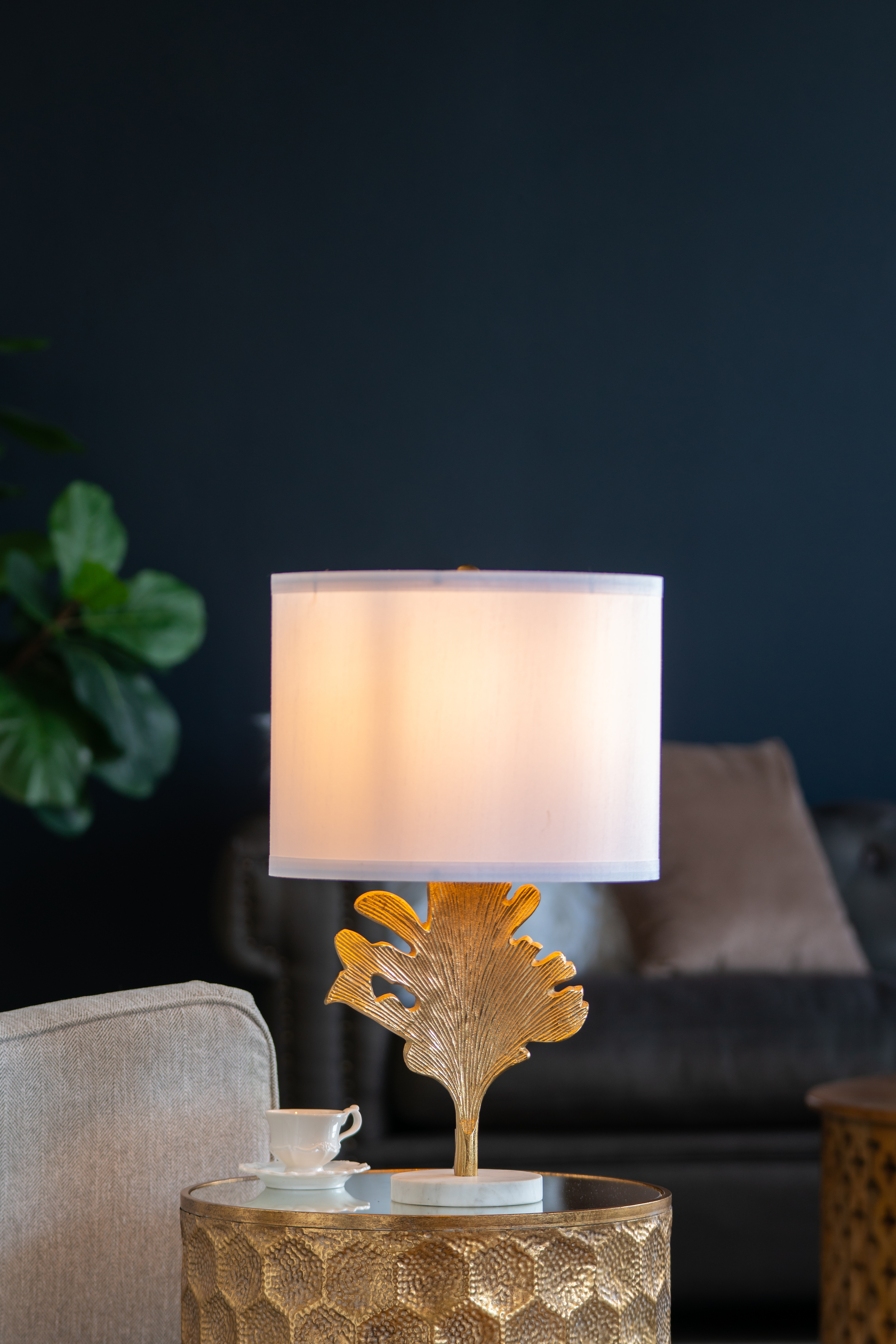 Anmytek Gold And White Table Lamp Leaf Design D13x22.2 Inch Decorative Table Lamp For Living Room Bedroom End Table