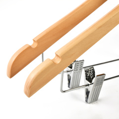 High-Grade Wooden Suit Hangers Skirt Hangers With Clips