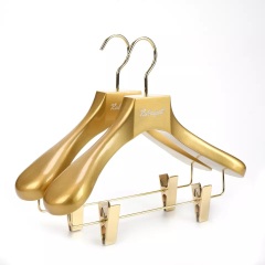 Deluxe Shiny Gold Color Wooden Coat Hanger With Clips