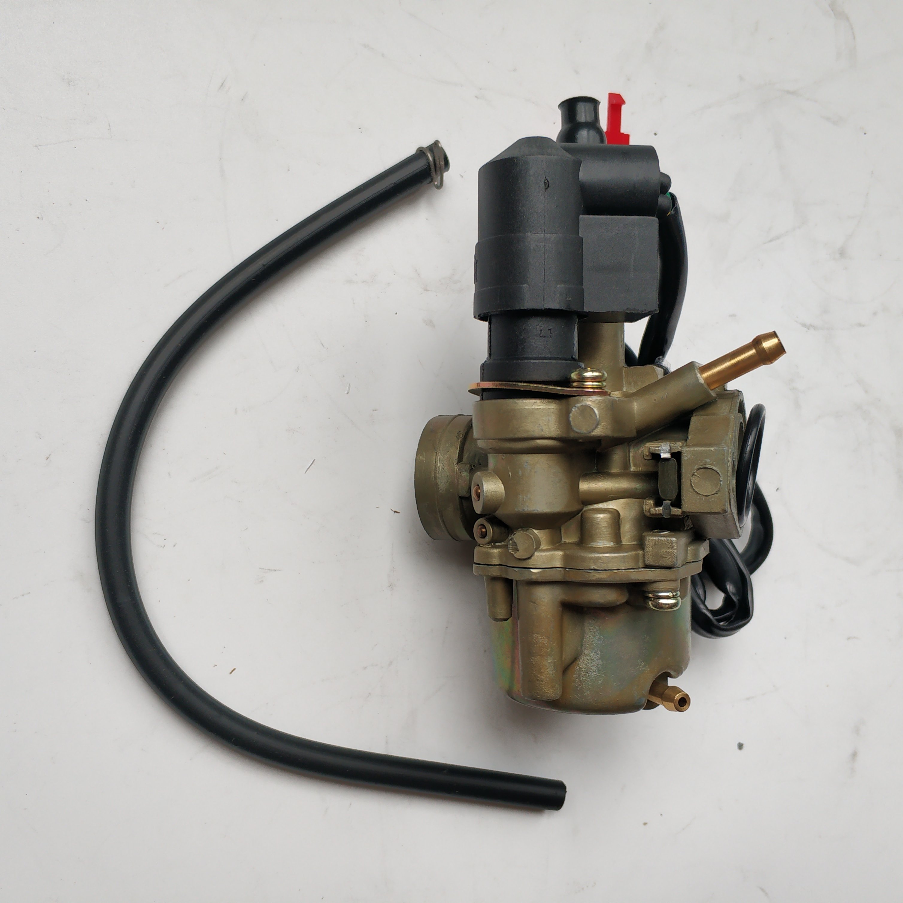 Carburetor for Peugeot Speedfight 1 2 AC LC Vivacity 50cc mit E-choke Tkr Squab