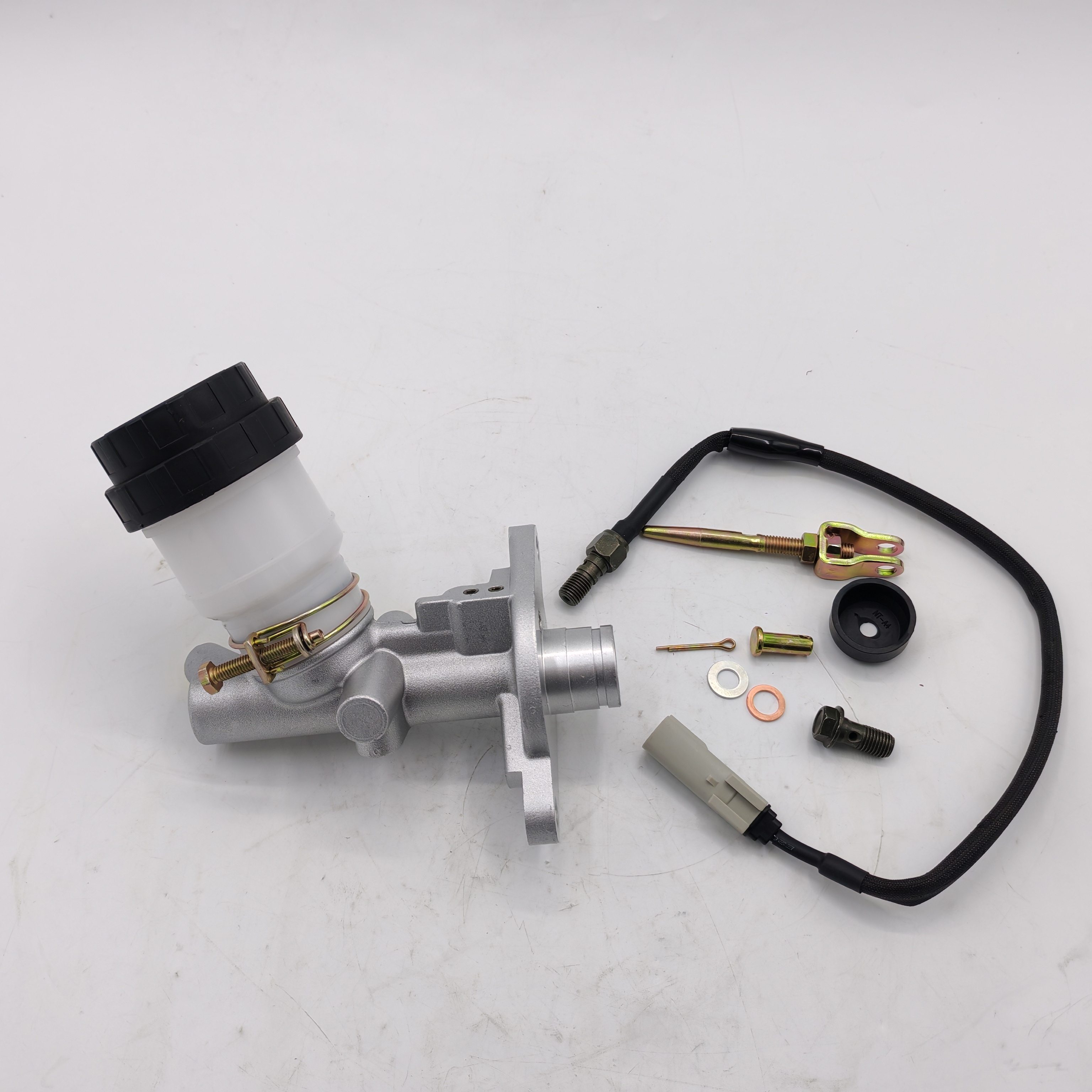 Brake Master Cylinder w/Sensor HiSUN Massimo MSU BENNCHE UTV 1000 750 700 500