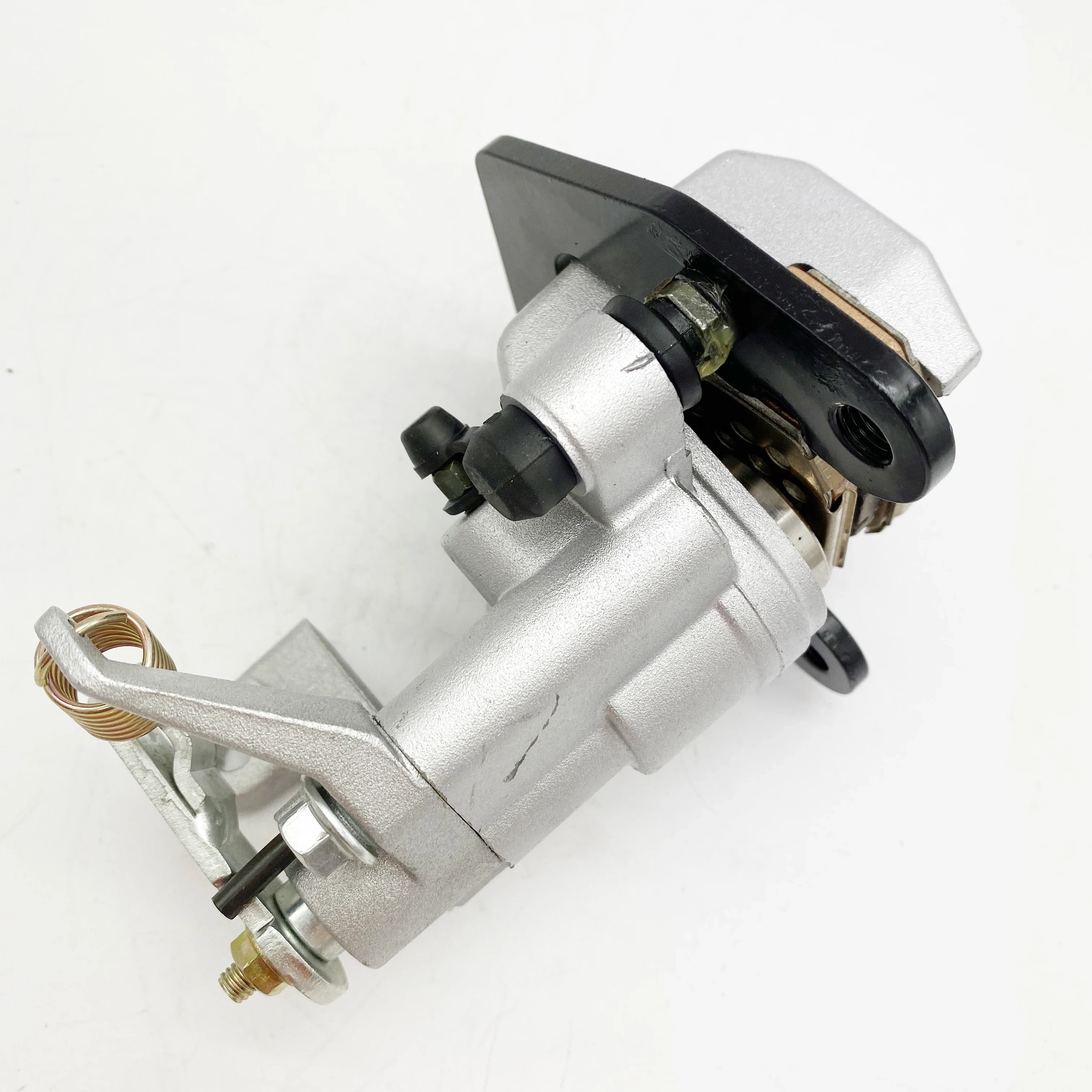 New Rear Brake Caliper Assy With brake pads For HISUN 500CC 700CC HS500 HS700 ATV Quad 44700-107-0100