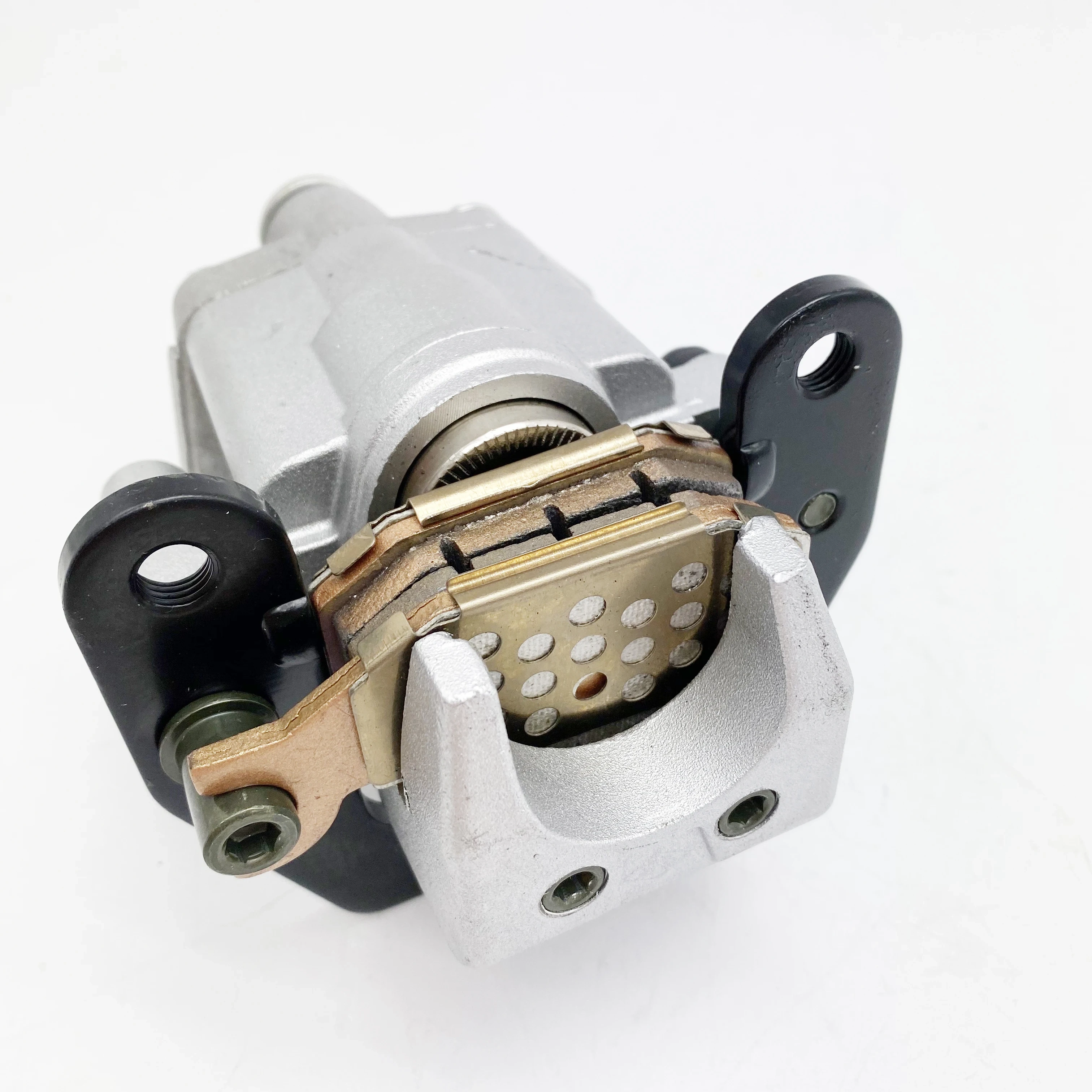 New Rear Brake Caliper Assy With brake pads For HISUN 500CC 700CC HS500 HS700 ATV Quad 44700-107-0100