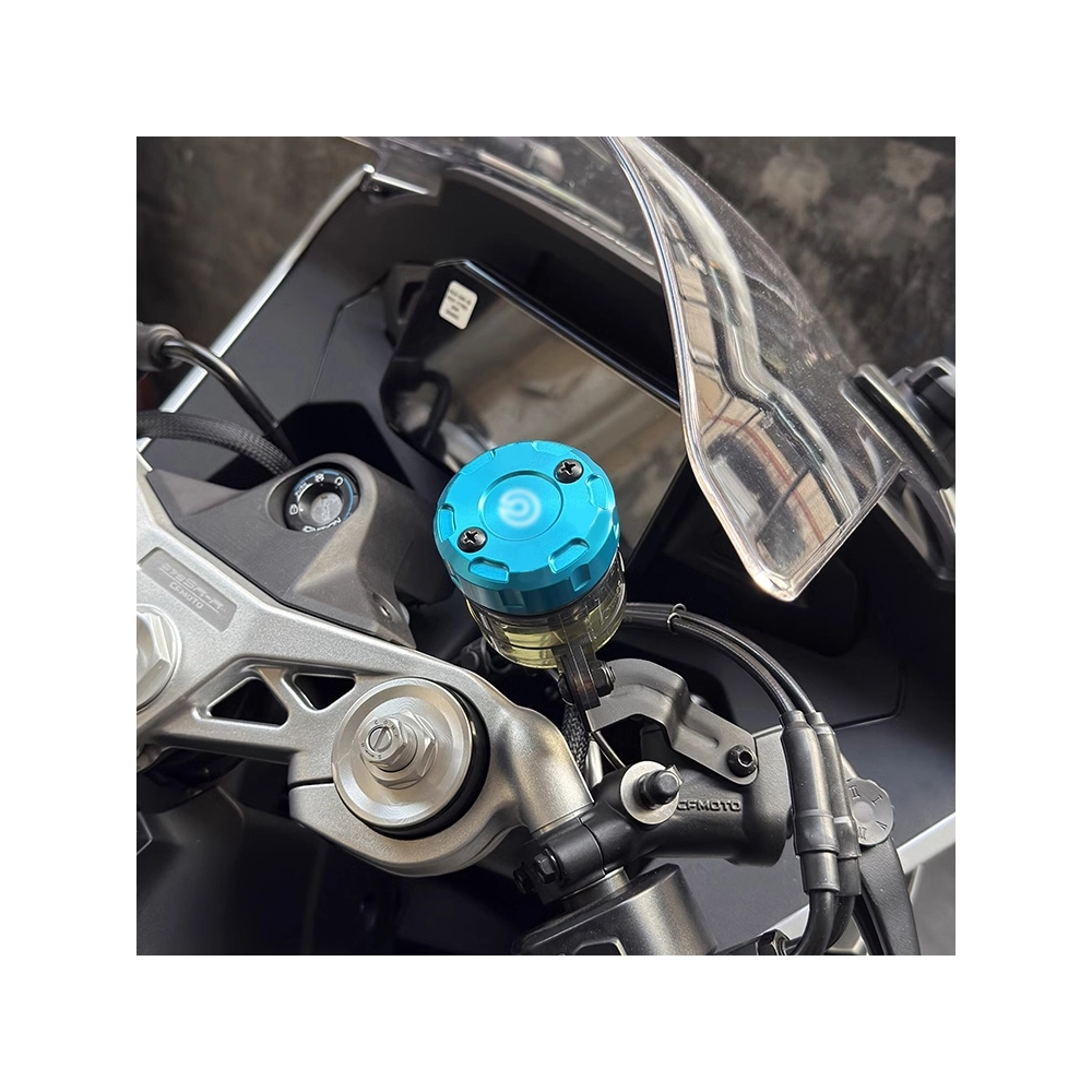 Cover aluminum alloy fitting colorway view 04 for the CFMOTO 675 front brake oil pot
