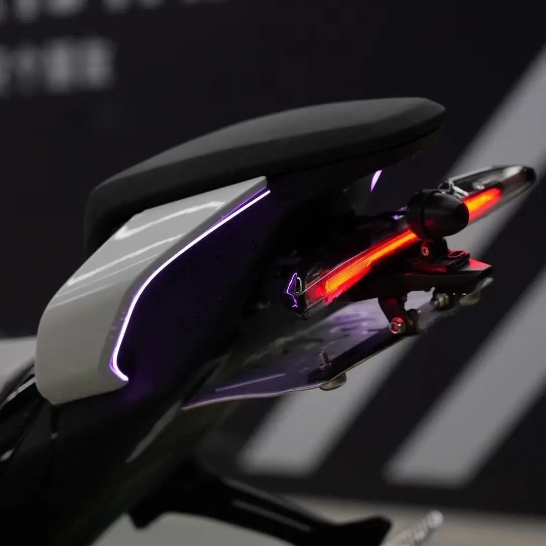 FOR CFMOTO 675SR The Upgraded Rear Lights Are Super Invisible Without Any Grainy Texture. They Look Absolutely Stunning When