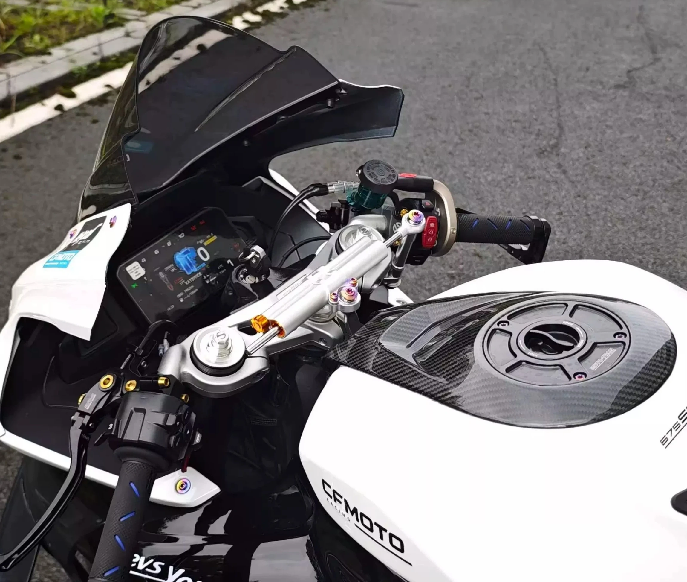 For CFMOTO 675SR one-stop fuel tank cap, key cover, fixed air wing, exhaust hood, real carbon fiber accessories,cfmoto675sr wind