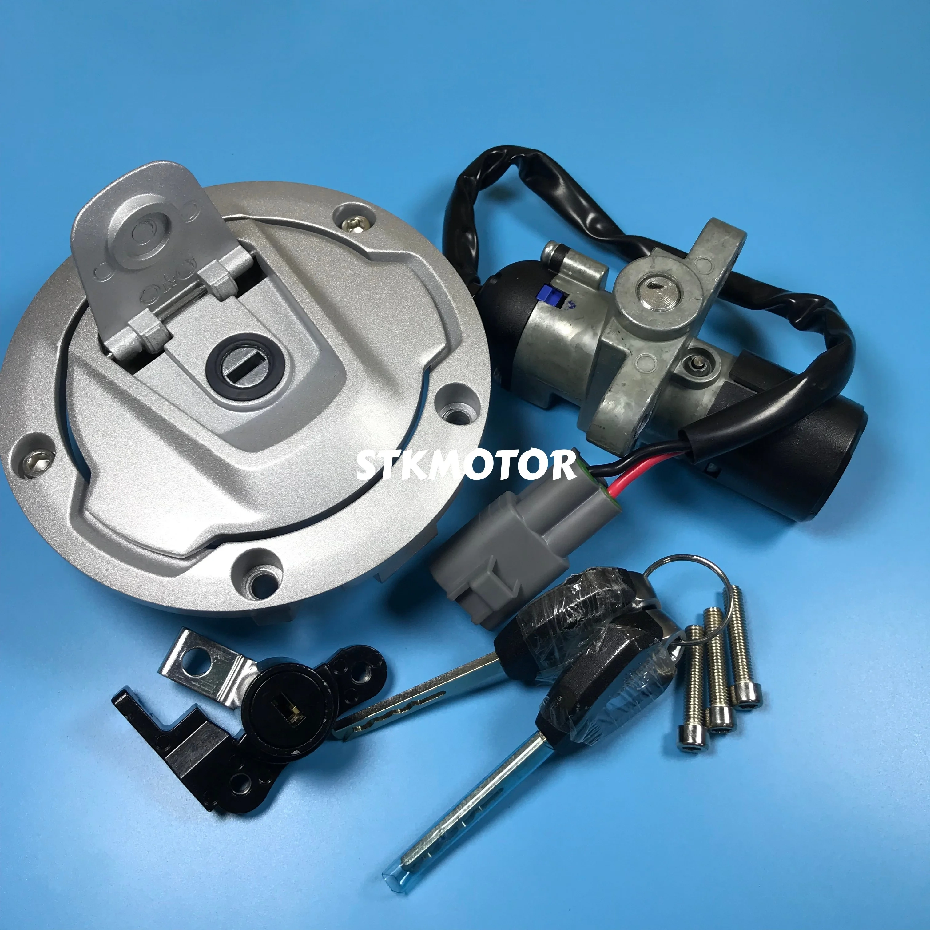 Motorcycle Ignition Switch Fuel Gas Cap Lock Key Set For 450NK 450SR CF450SR 450NK Accessories 2022-2024