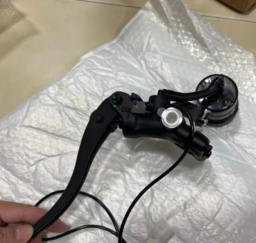 For CFMOTO  675NK handbrake main cylinder front brake pump handle brake assemblie brake pump oil cup accessories