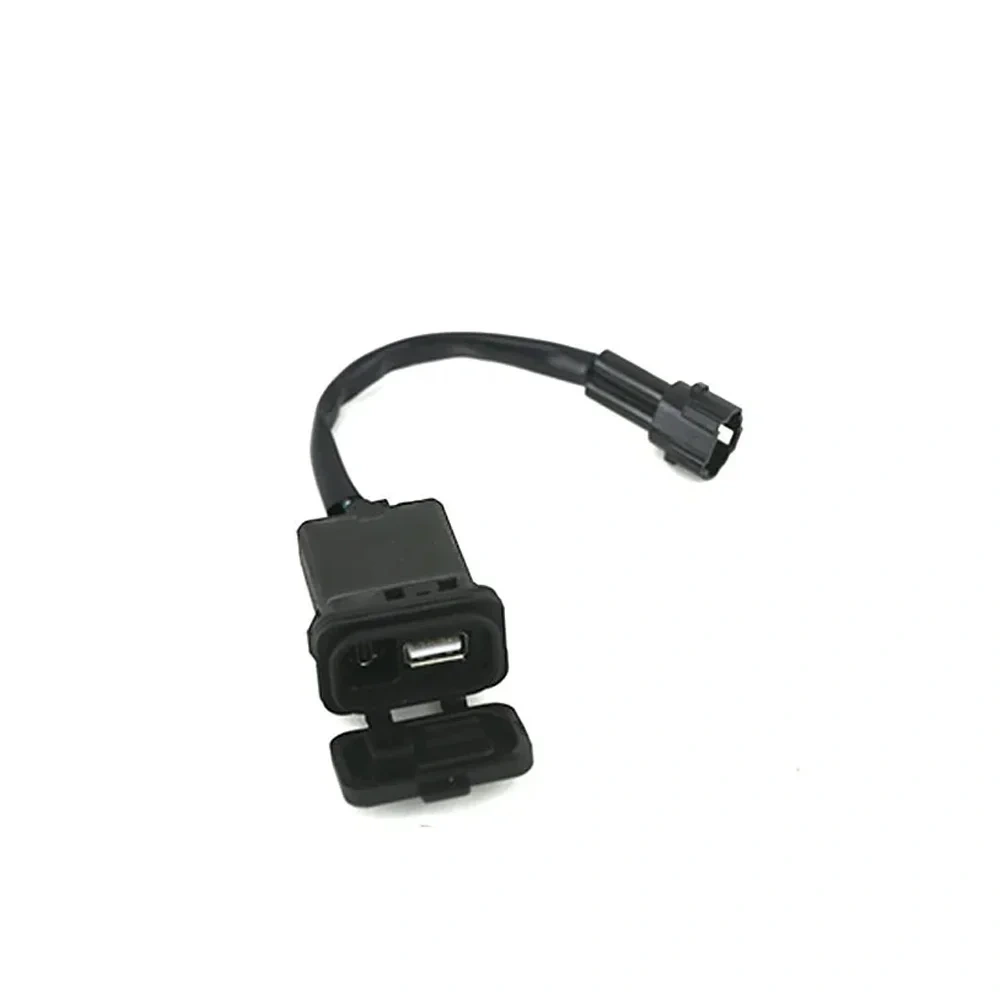 Original Modified Type-C and USB Interface For CFMOTO 500SR Voom 500 SR 450SR 450SS 450NK 800NK Modified USB and Type C  Charger