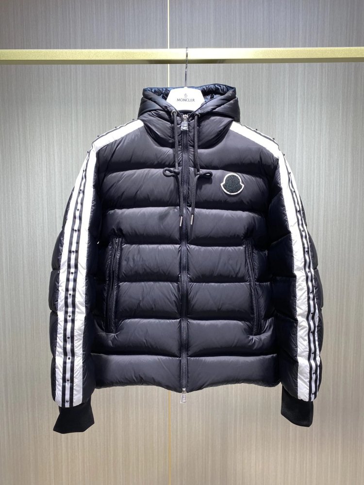 Moncler rivet with stripes down jacket black