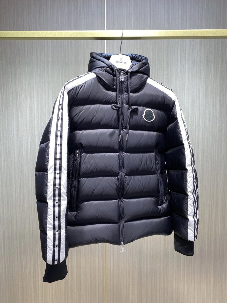 Moncler rivet with stripes down jacket black