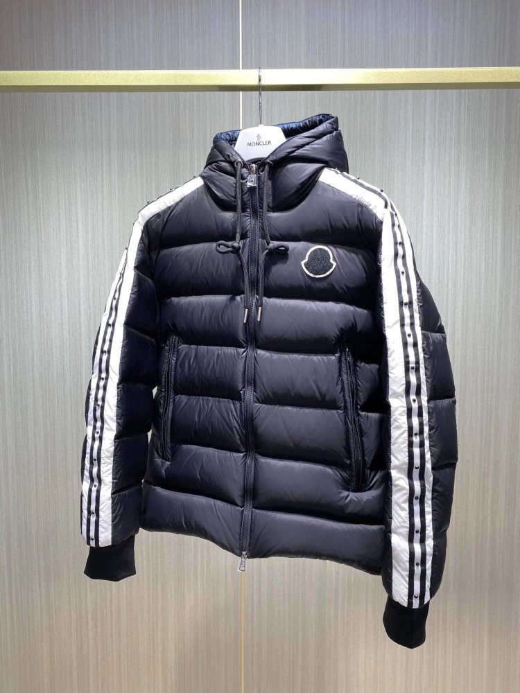 Moncler rivet with stripes down jacket black