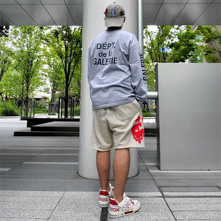 Saint Michael Dissolve Love Shorts Grey