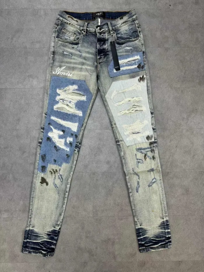1:1 quality version Monogrammed embroidered vandalized patchwork jeans
