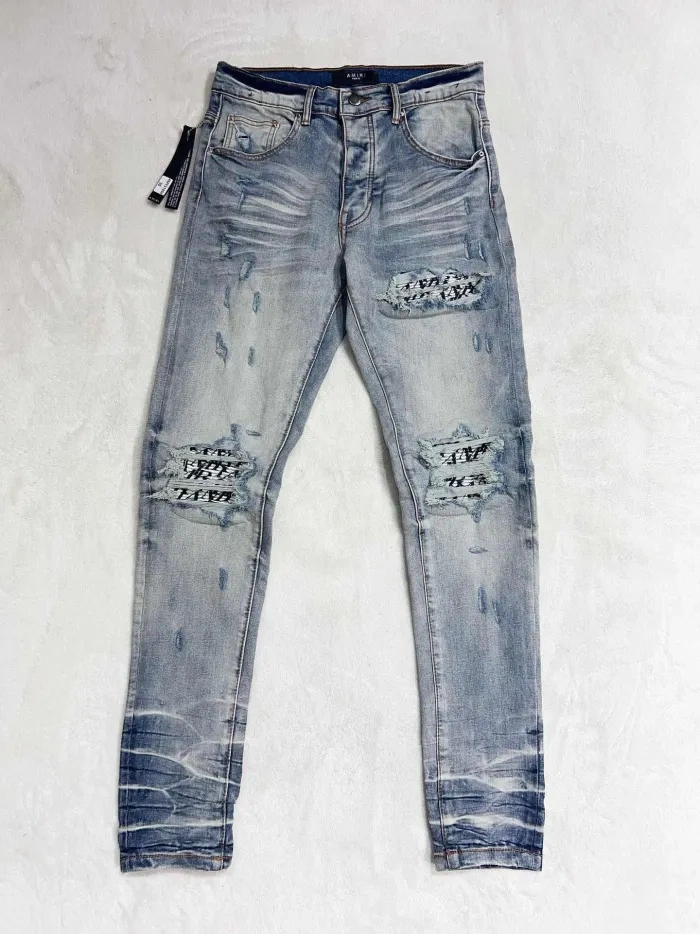 1:1 quality version Distressed Letter Patch Jeans