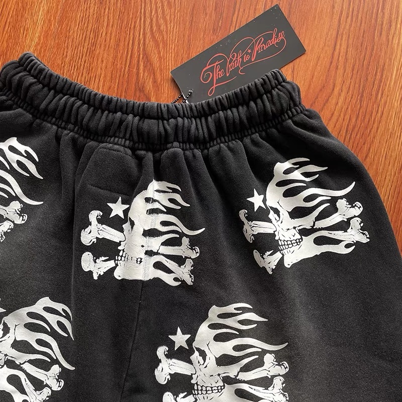 1:1 Hellstar Skull Shorts Black