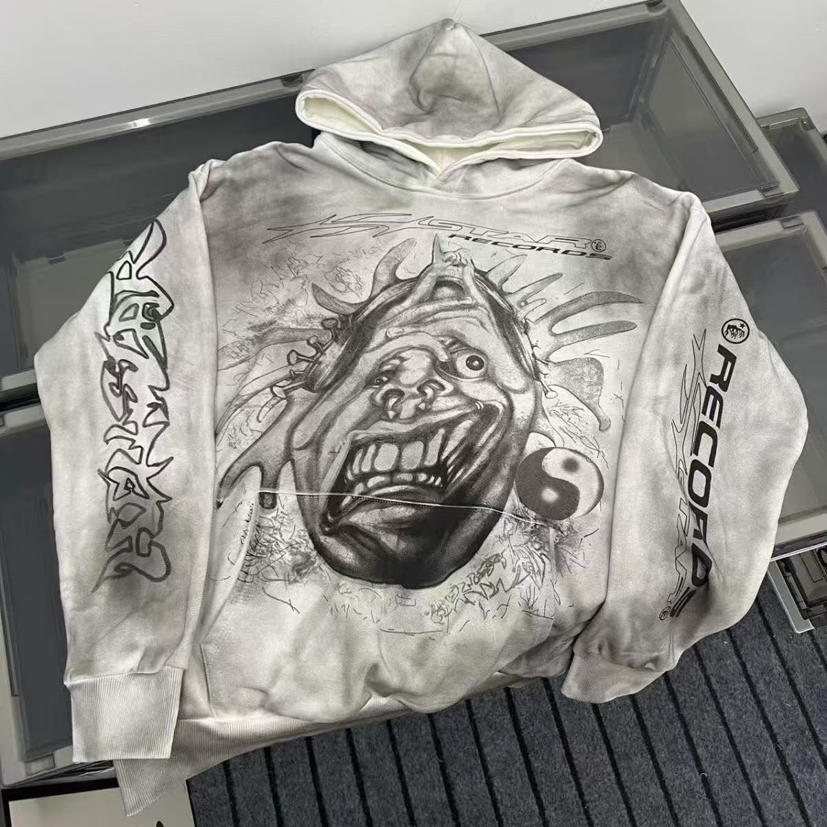 HS Dirt Head Yinyang Hoodie And Sweatpants
