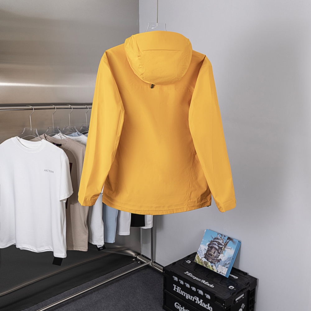 Arc Beta LT Gore-Tex Jacket Yellow