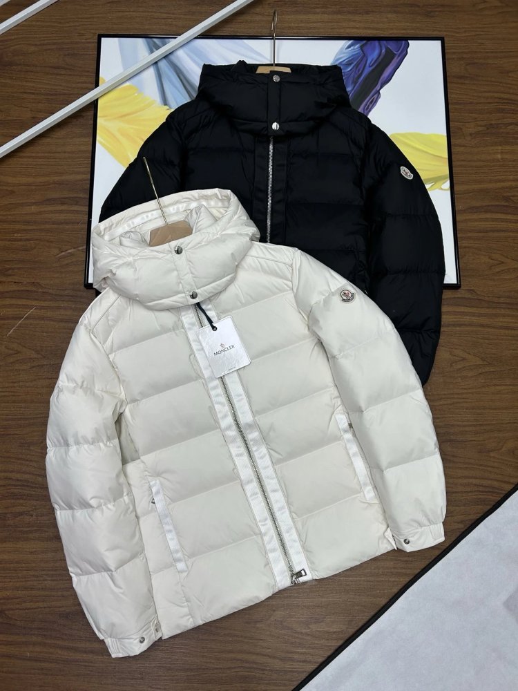 M0ncler Kerinci Zipper  Front Placket Belt Down Jacket 2 Colors
