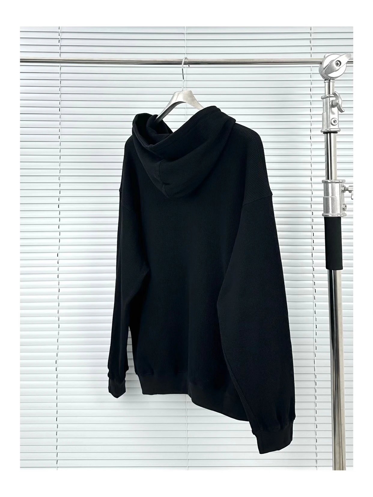 Sup SS25 WEEK16 Hooded Zip Up Thermal