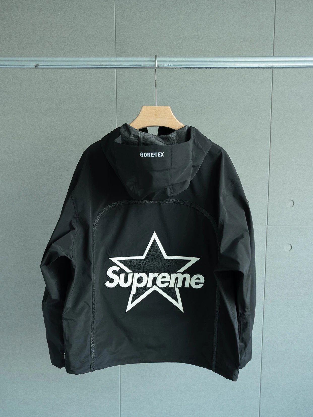 Sup x Vanson GORE-TEX FW25 Shell Jacket 3 Colors