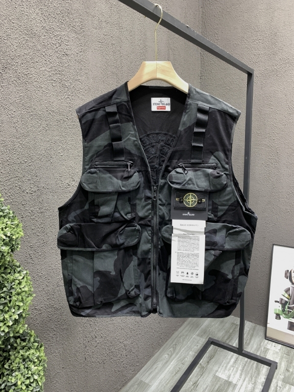 St0ne Island x Sup Vest 460064
