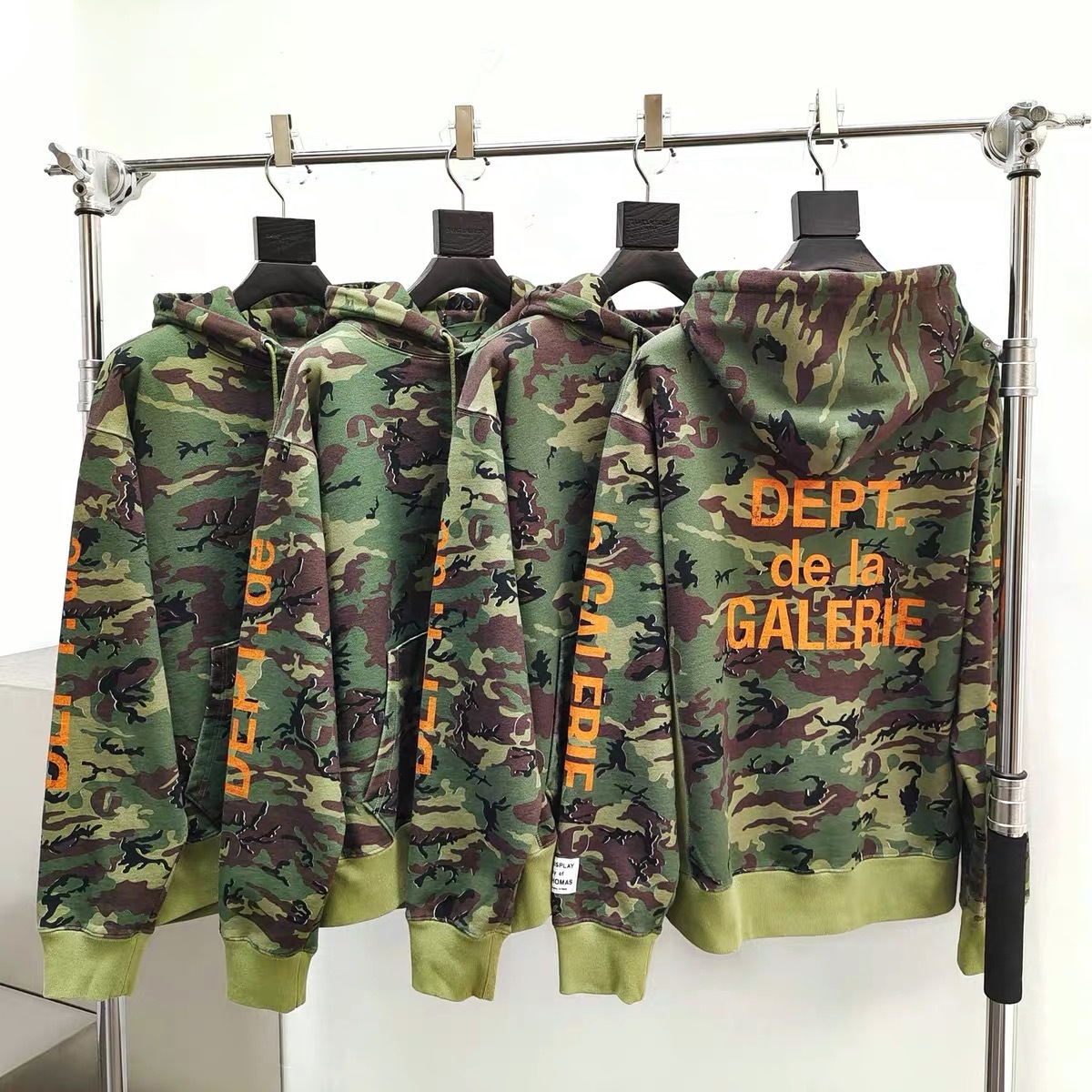 1:1 GD Green Camouflage Orange Character French Set Hoodie Pants