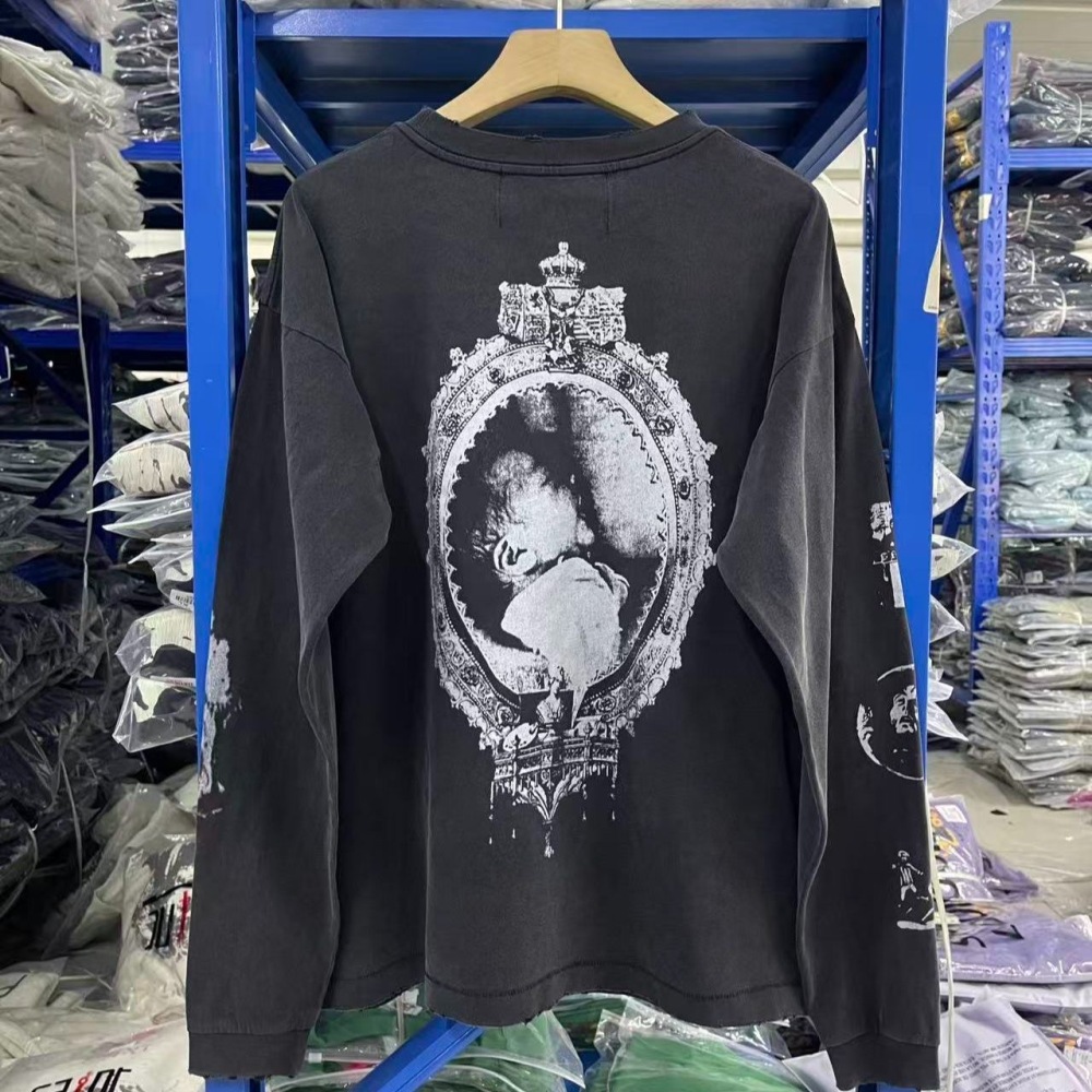 ERD Retro Character Print Long Sleeves Black