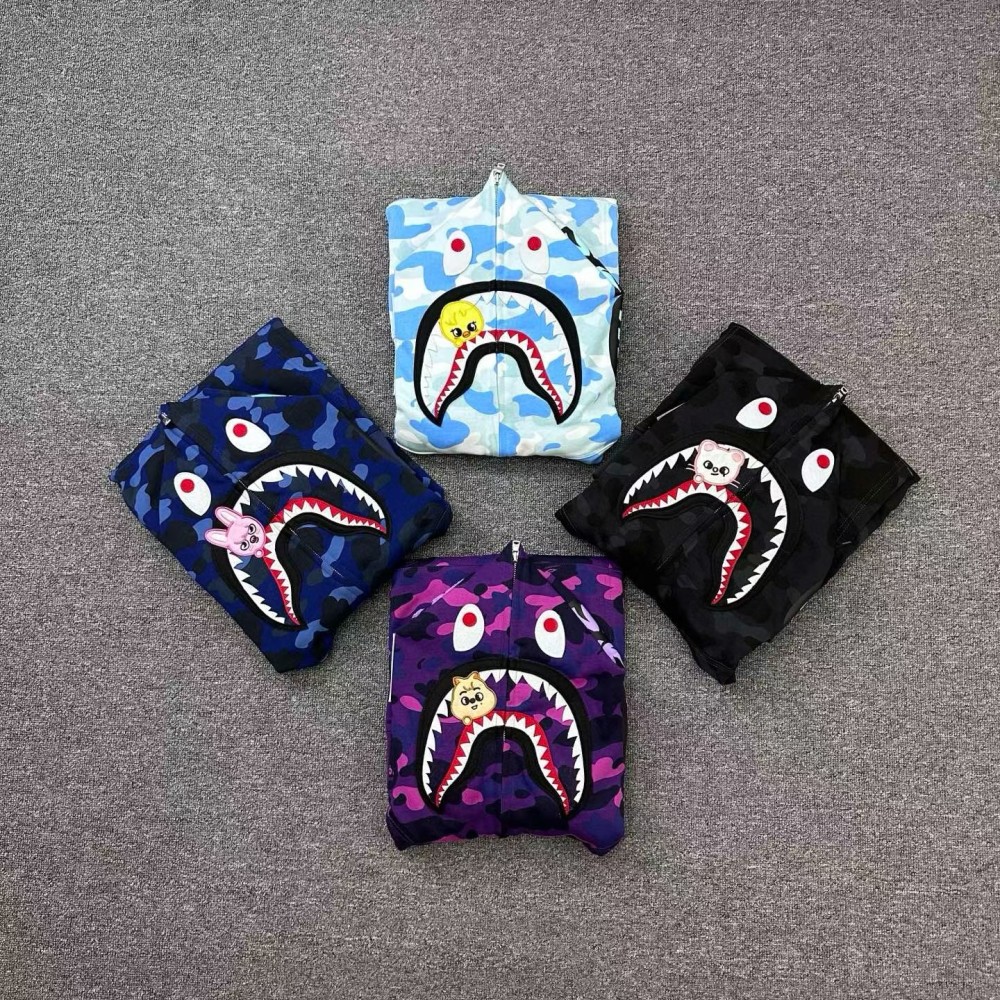 1:1 quality version Bape Stray Kids FW25 Shark Camo Hoodie 4 Colors