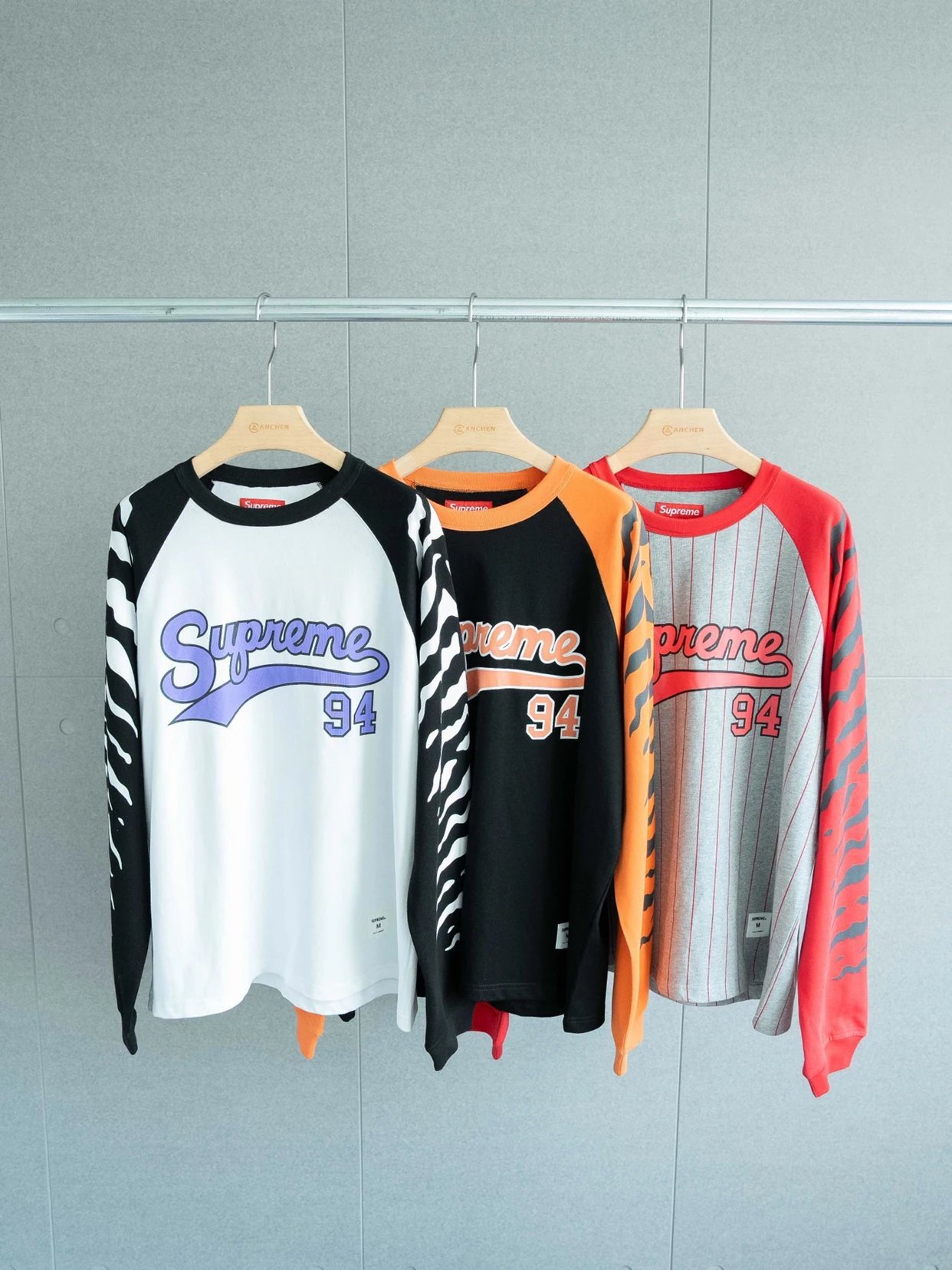 Sup SS26 Week6 Tiger Raglan L/S Top Longsleeve 3 Colors