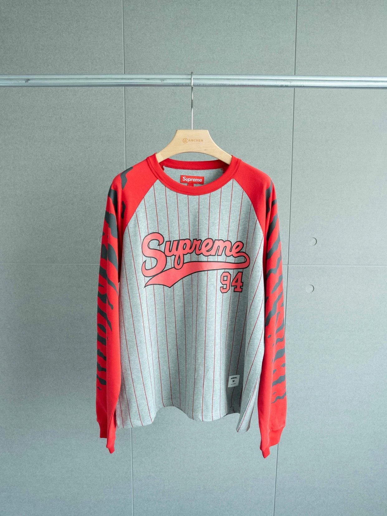 Sup SS26 Week6 Tiger Raglan L/S Top Longsleeve 3 Colors
