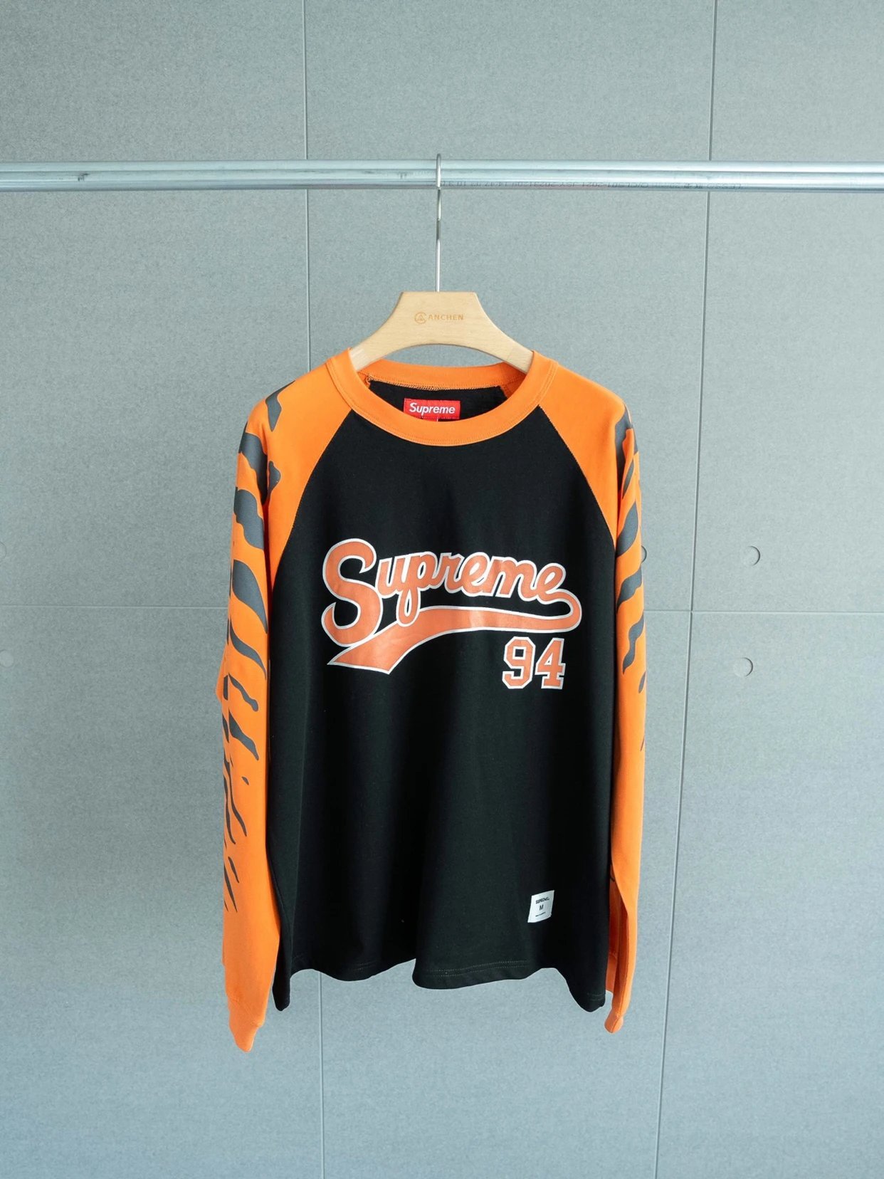 Sup SS26 Week6 Tiger Raglan L/S Top Longsleeve 3 Colors