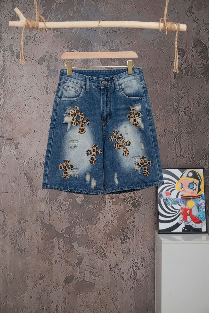 CH Leopard Print Crossings Jean Shorts