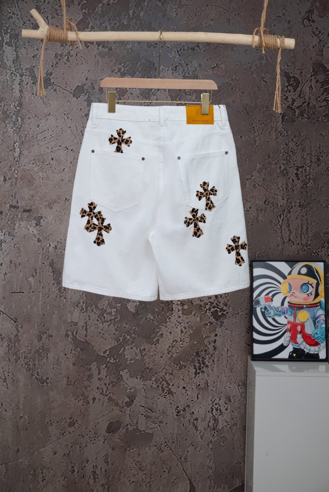 CH Leopard Print Crossings Jean Shorts