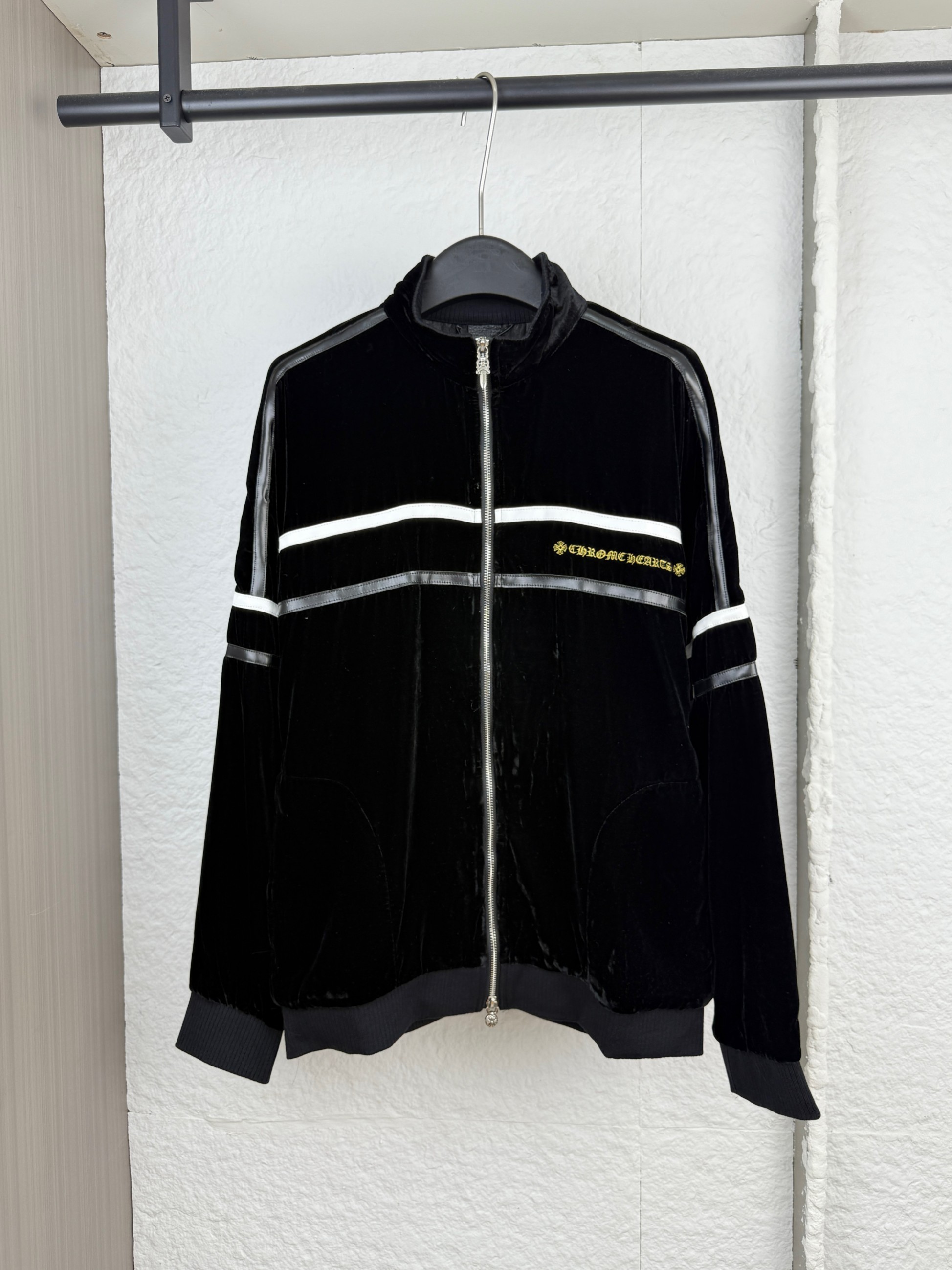 CH 601291 Jacket And Pants