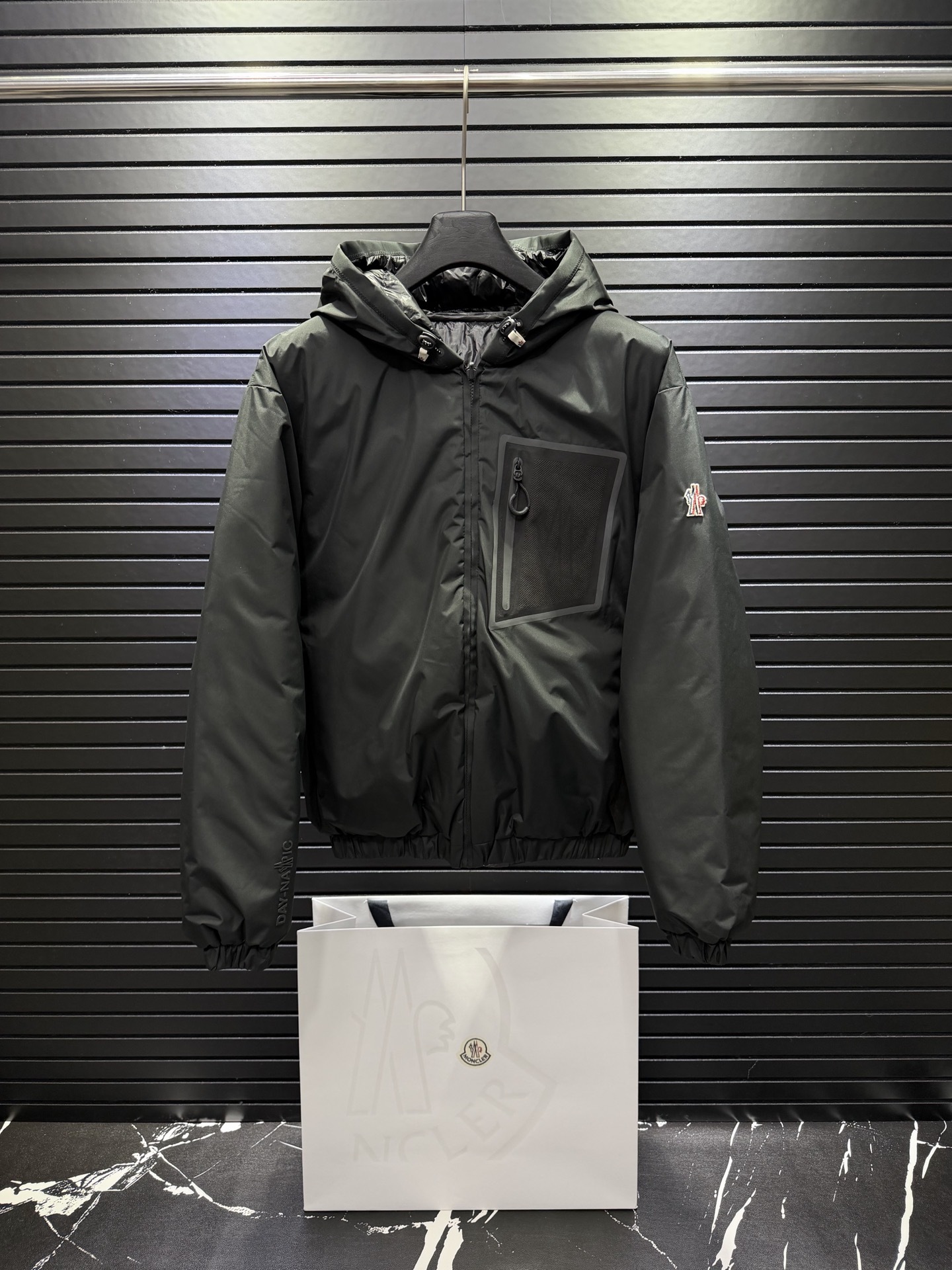 M0ncler Bergun 3M Pocket Reversible Down Jacket 2 Colors